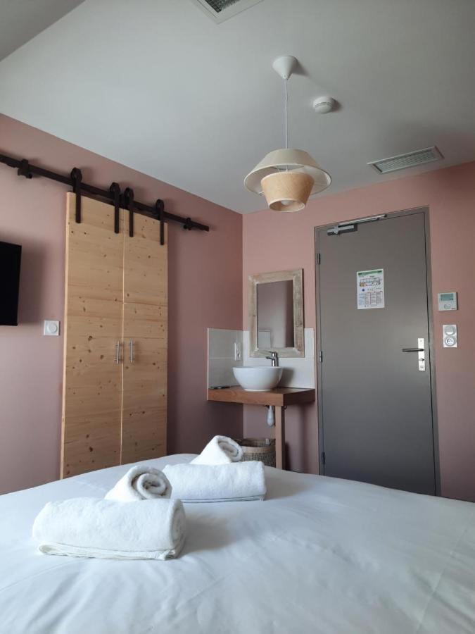 Domaine Du Moulin De Jeanne Hotel *